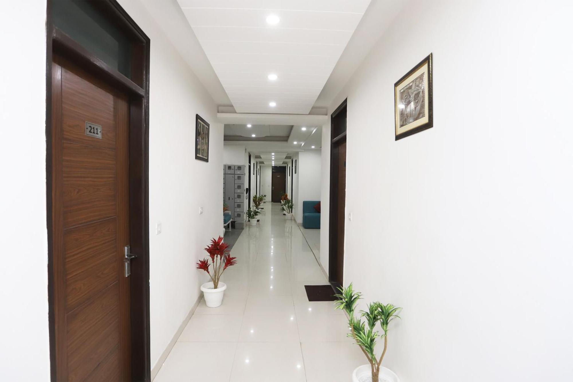Super Capital O Levanti Near Aravali Biodiversity Park Gurgaon Exterior photo
